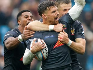 England star Slade pledges future to the Exeter Chiefs