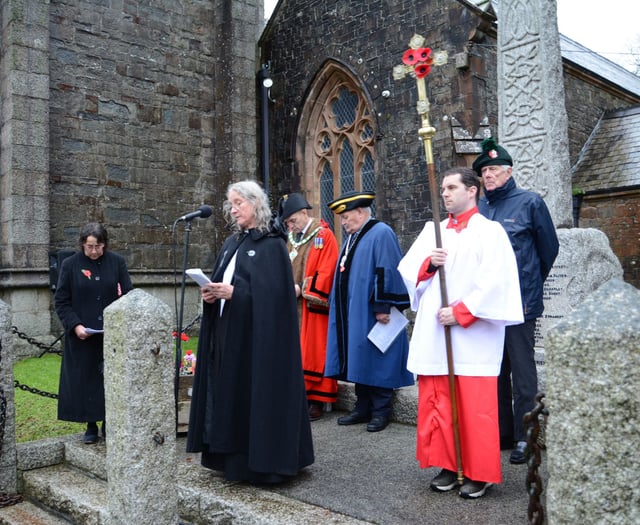 Holsworthy honours war heroes