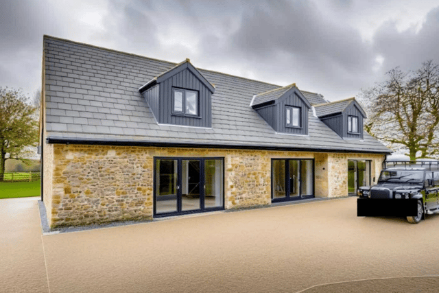 Planning: Holiday home could replace fire-wrecked outbuilding 