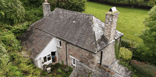 Planning: Property built in 1702 requires roof replacement 