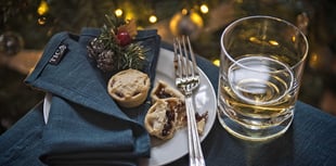 Father Christmas to consume 4-billion calories while visiting the UK 