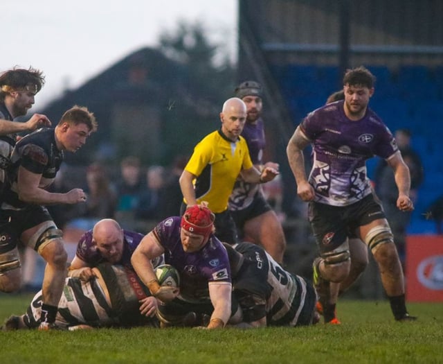 Zero Christmas cheer as Pirates comfortably beaten at Chinnor
