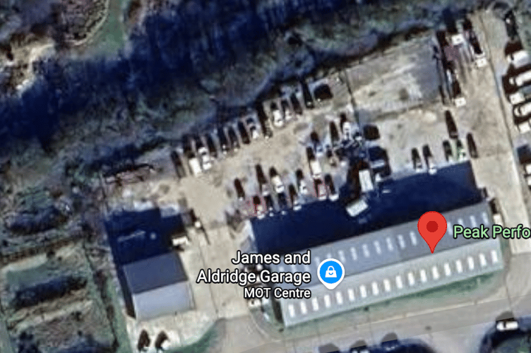 The padel court would be located to the rear of the Peak Performance gym (Picture: Google)