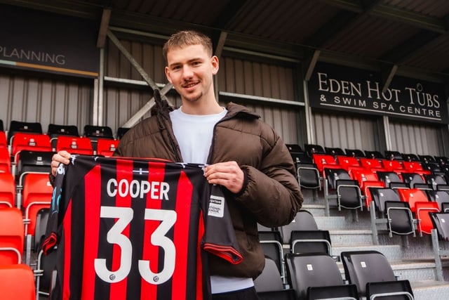 Mansfield defender Cooper joins Truro City on loan