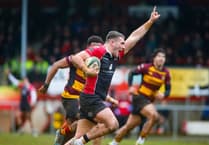 Moody's quadruple helps Pirates return to winning ways