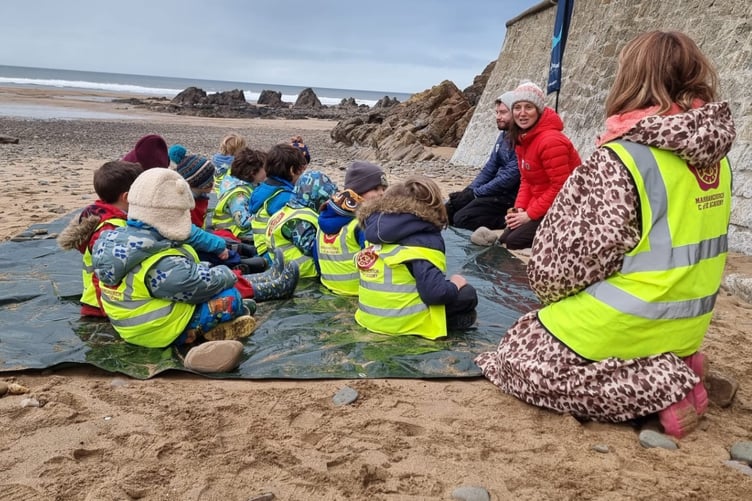 Marhamchurch Pupils at the Beach