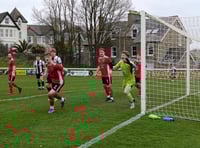 Penzance maintain advantage over Cally in race for third