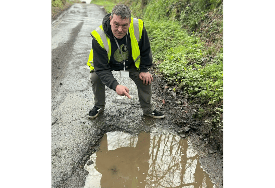 Calls for residents to help report potholes