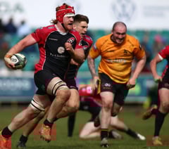 Pirates ease past Chinnor to maintain top six push