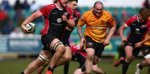 Pirates ease past Chinnor to maintain top six push