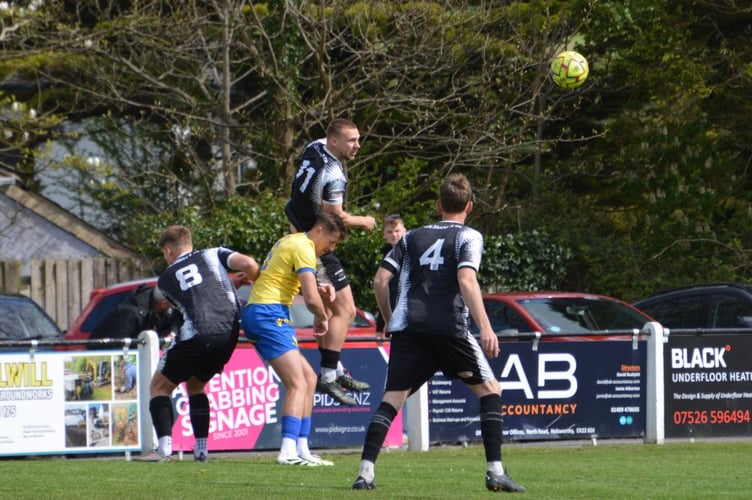 Gavin Carter, Holsworthy.