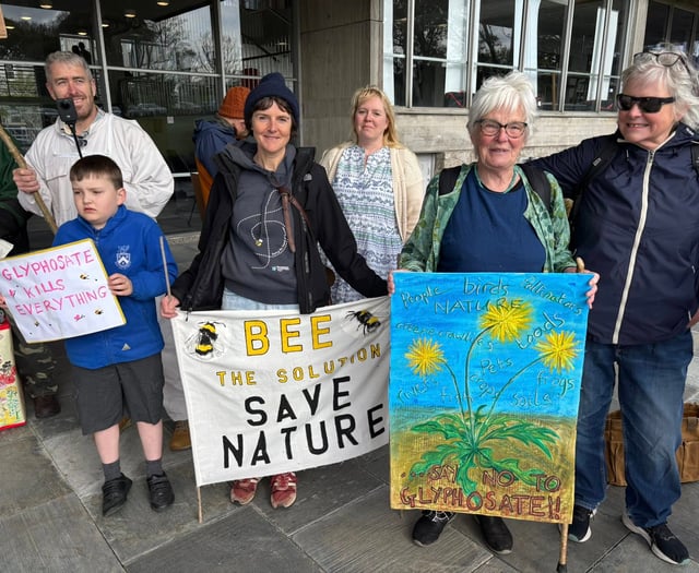 Cornwall Council votes to maintain its glyphosate ban