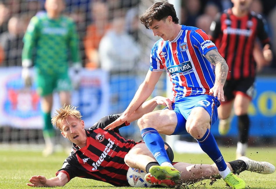 Tinners' final home game ends in narrow Carlisle defeat