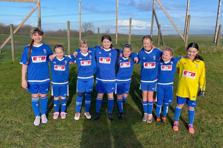 Bude Girls Under-10s football team 