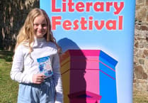 Best-selling British author responds to Stratton pupil's heartfelt invitation