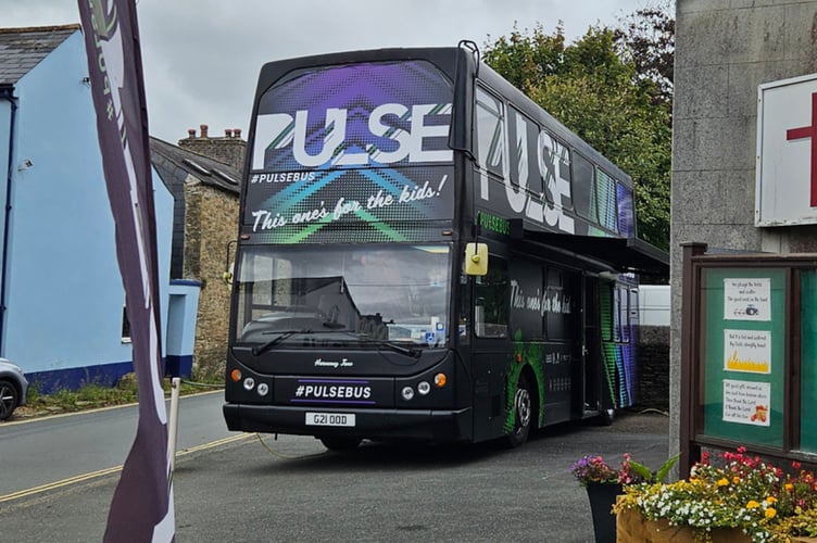 Pulse Bus Callington