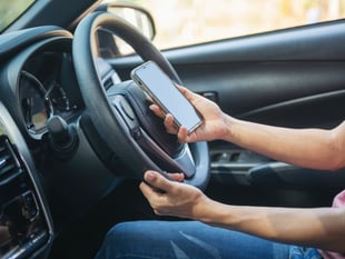Experts warn hands-free phone use can still overload drivers