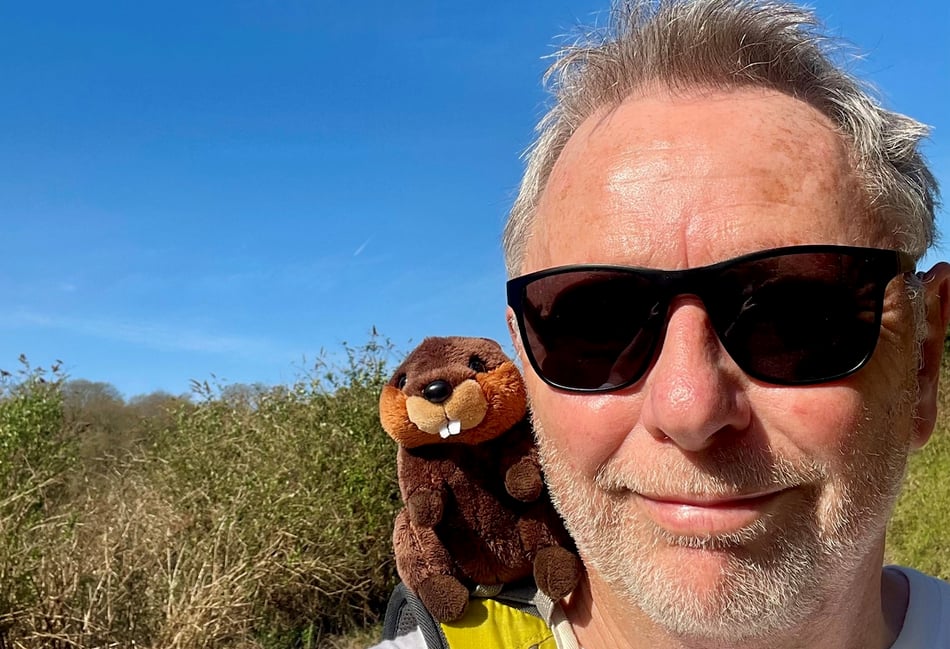 Nurse tackling coast path in support of wildlife